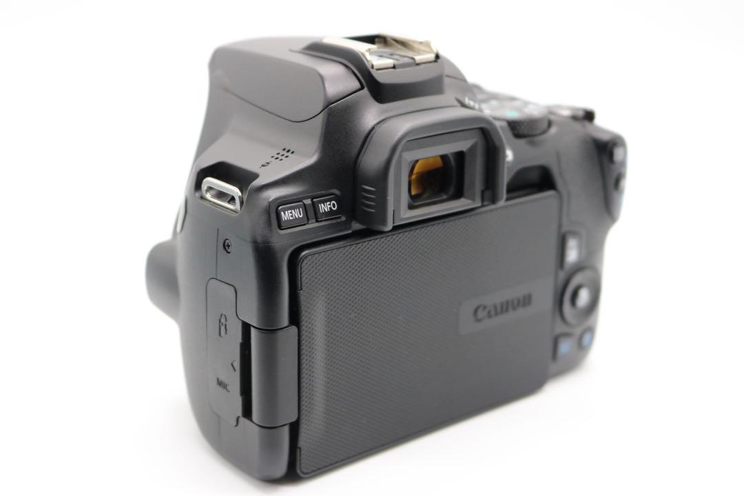 超美品 【Canon EOS Kiss X10 ダブルレンズ】 Wi-Fi搭載