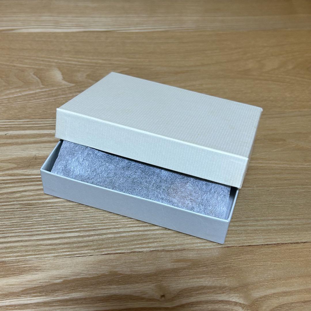【未使用品】ハンティングワールド二つ折り財布