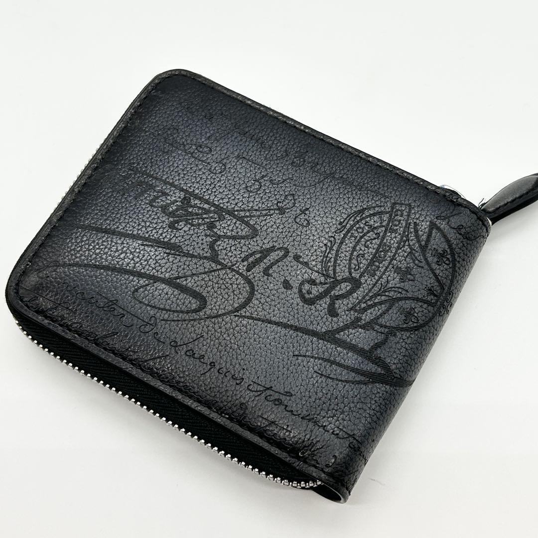 美品 Berluti イタウバ スクエア スクリットレザー ジップウォレット