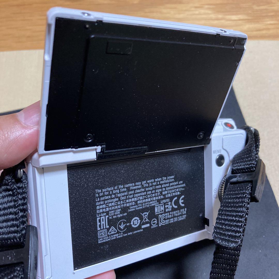 SONY α5000 一眼レフ　望遠レンズ付き
