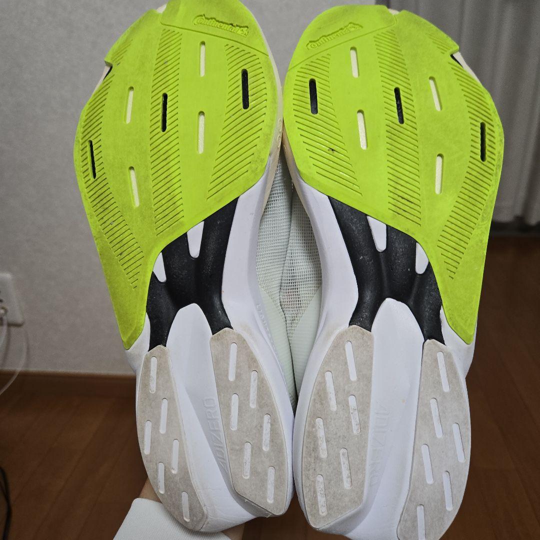 アディゼロジャパン8 28cm