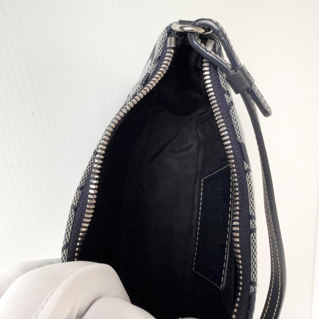 美品⭐️COACH コーチ アクセサリーポーチ シグネチャー キャンバス レザー