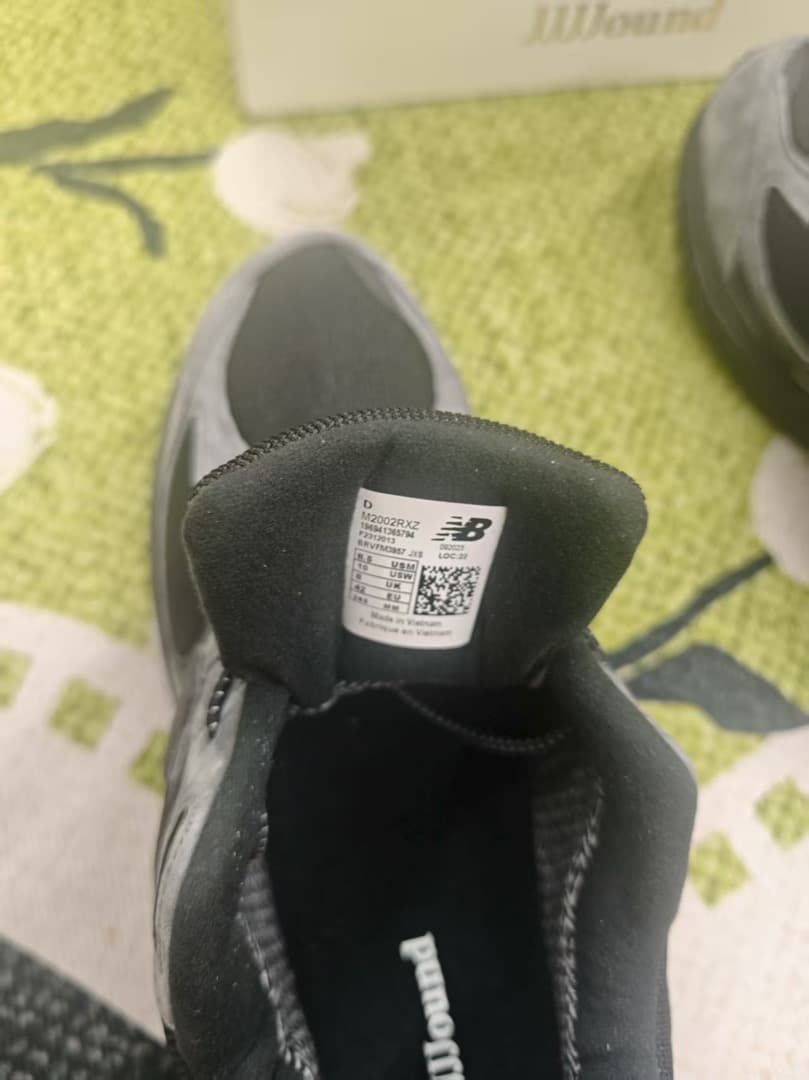 ジョウンド ニューバランス 2002R コラボスニーカー ジョウンド ニューバランス 2002R コラボスニーカー