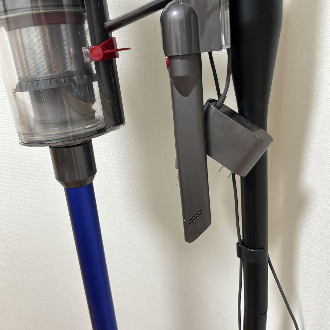Dyson v10 スティッククリーナー 本体、スタンド他