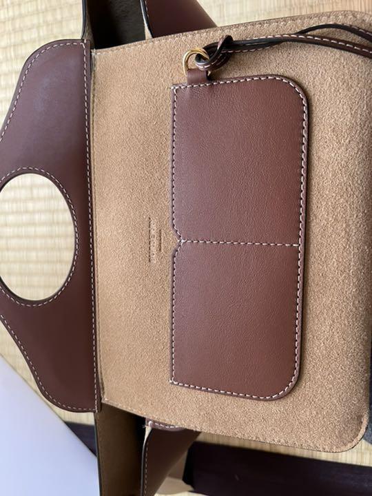 バーバリー BURBERRY ミニレザー ソフトポケット トートバ