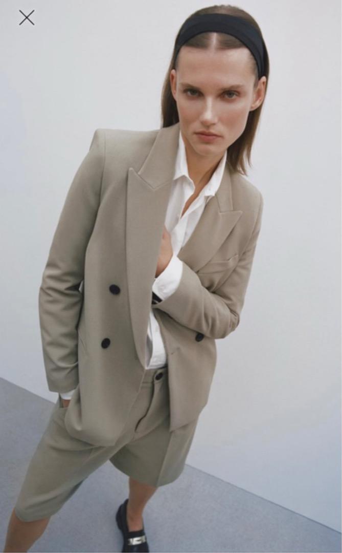 りこ様 ZARA ザラ ダブル テーラードジャケット 希少品 グレージュ