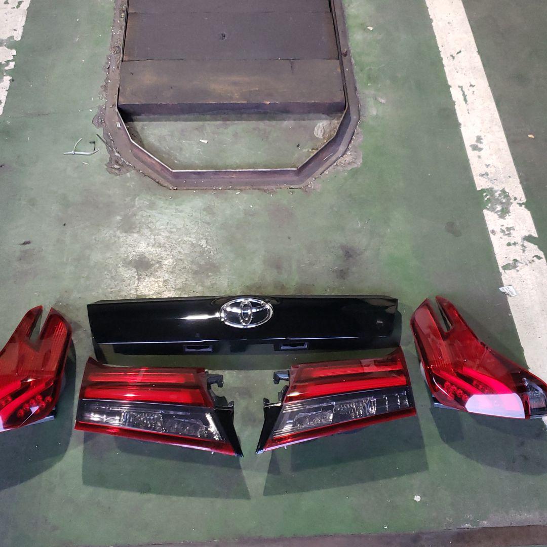 値下げしました☆mattig社製 audiTT 8n専用リアウィンドウ