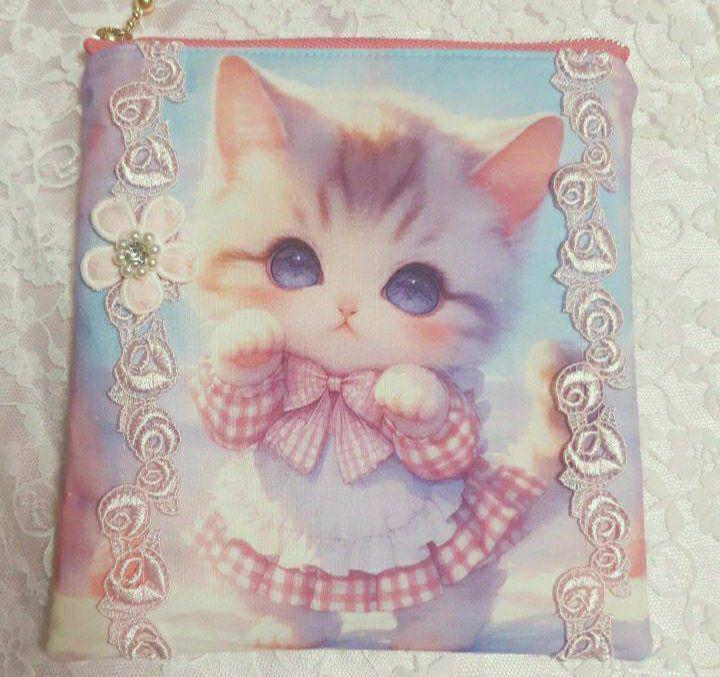フラットポーチ猫ポーチ 可愛い❤️エプロン猫❤️両面パネル