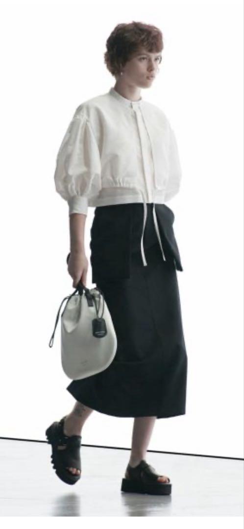 HYKE 24SS DOESKIN MIDI SKIRT - メルカリ HYKE 24SS DOESKIN MIDI SKIRT - メルカリ