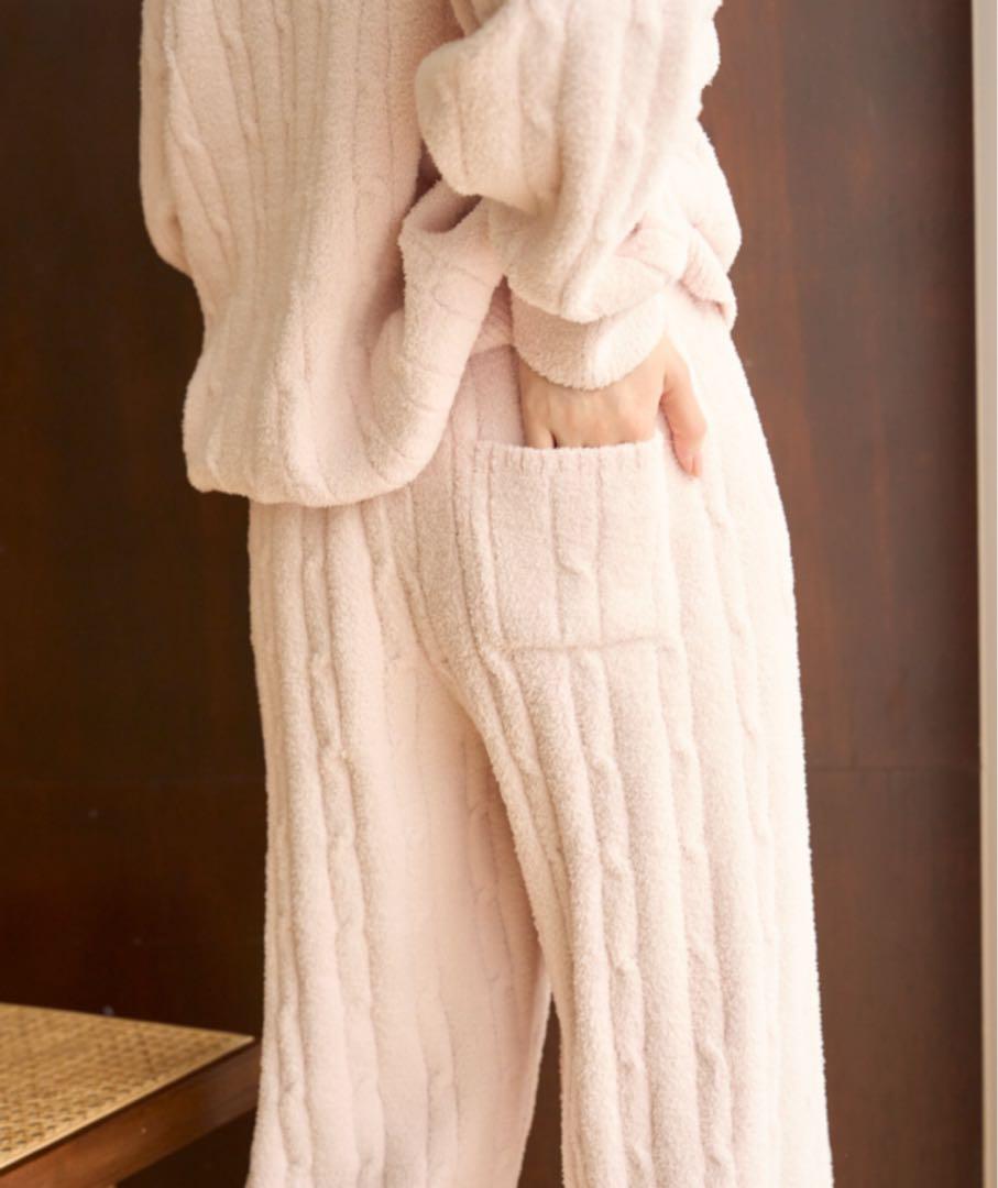 SNIDEL HOME Vニットプルオーバー&ロングパンツセットアップ
