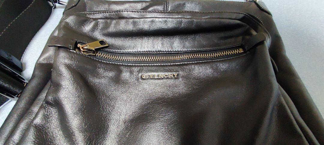 GIVENCHY ショルダーバッグ - バッグ最高 の
