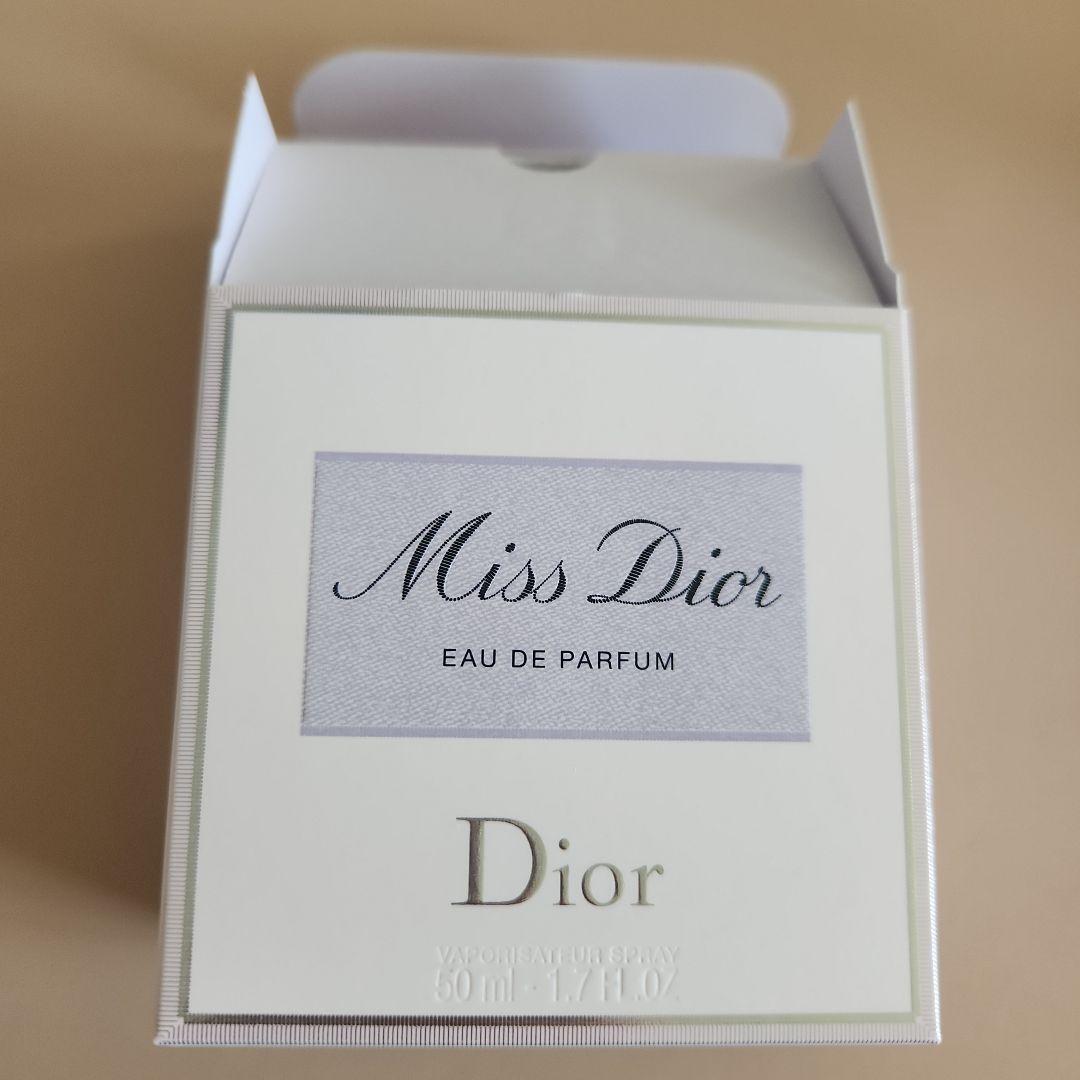 Miss Dior Eau de Parfum 50ml空箱 - メルカリ