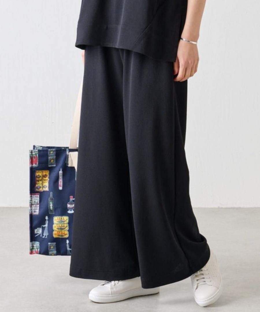 BEARDSLEY ドライタッチパンツ　ブラック　ビアズリー　ワイドパンツ　1