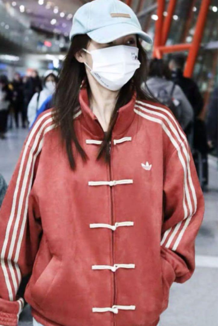 新品未使用　アディダス　 Sサイズ　中国限定 トラックジャケット 赤 adidas アディダス 中国限定 蛇年 トラックジャケット レッド^_