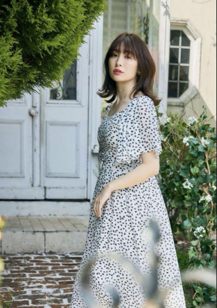 herlipto ワンピース Heart Petal Midi Dress