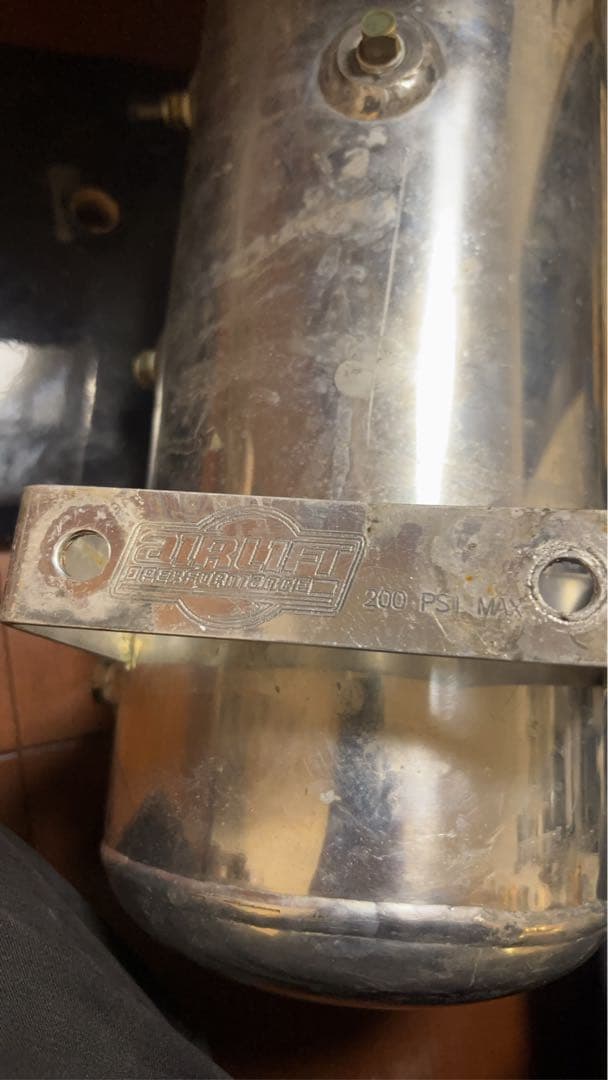 人気満点商品再入荷！ エアサス 機械式 スイッチ タンク メーターセット 4独傷や汚れあり