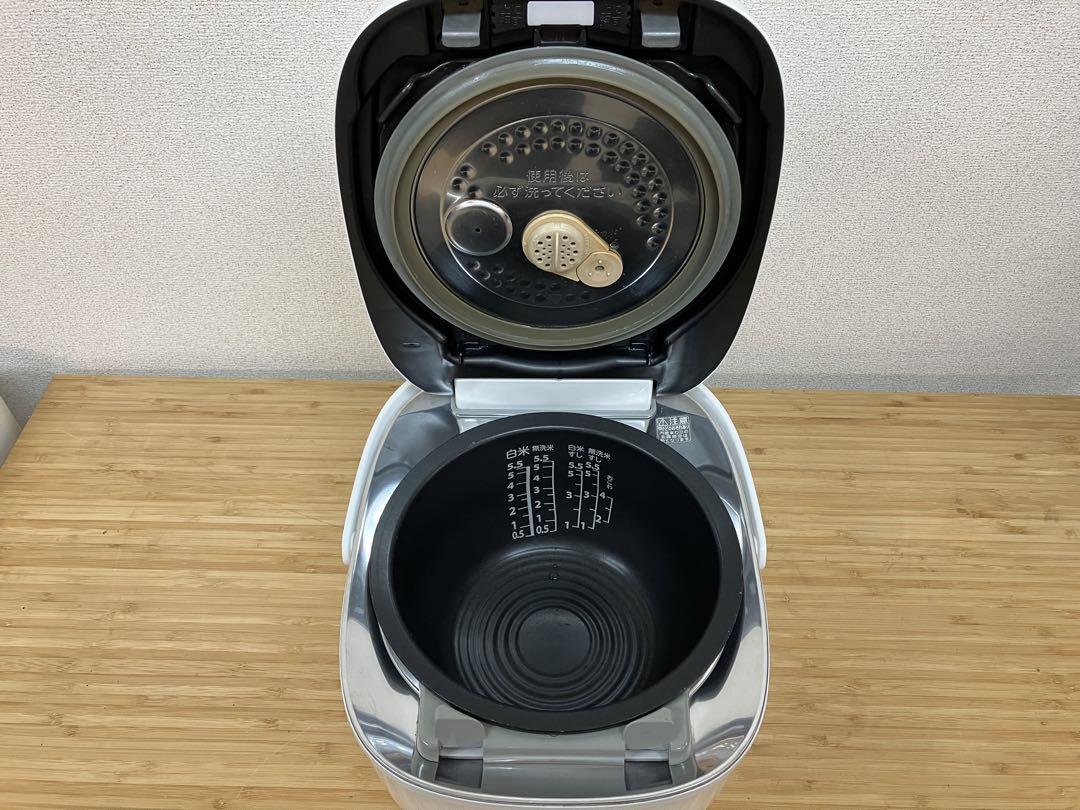 美品 東芝　 真空圧力IHジャー炊飯器 5.5合　RC-10VXN Amazon | 東芝 炊飯器 5.5合 真空 圧力 IH ジャー炊飯器 真空