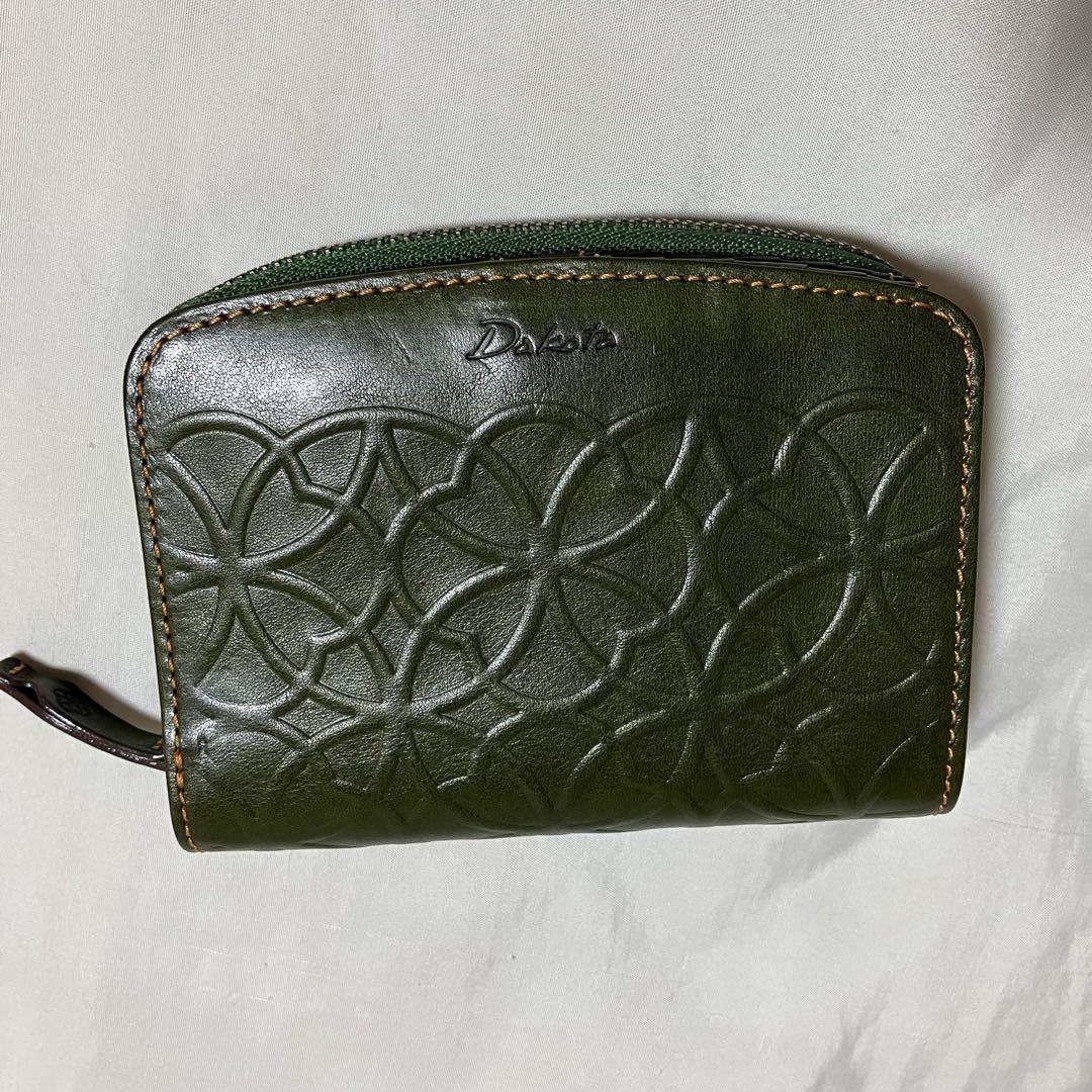 Dakota ダコタ　二つ折り財布