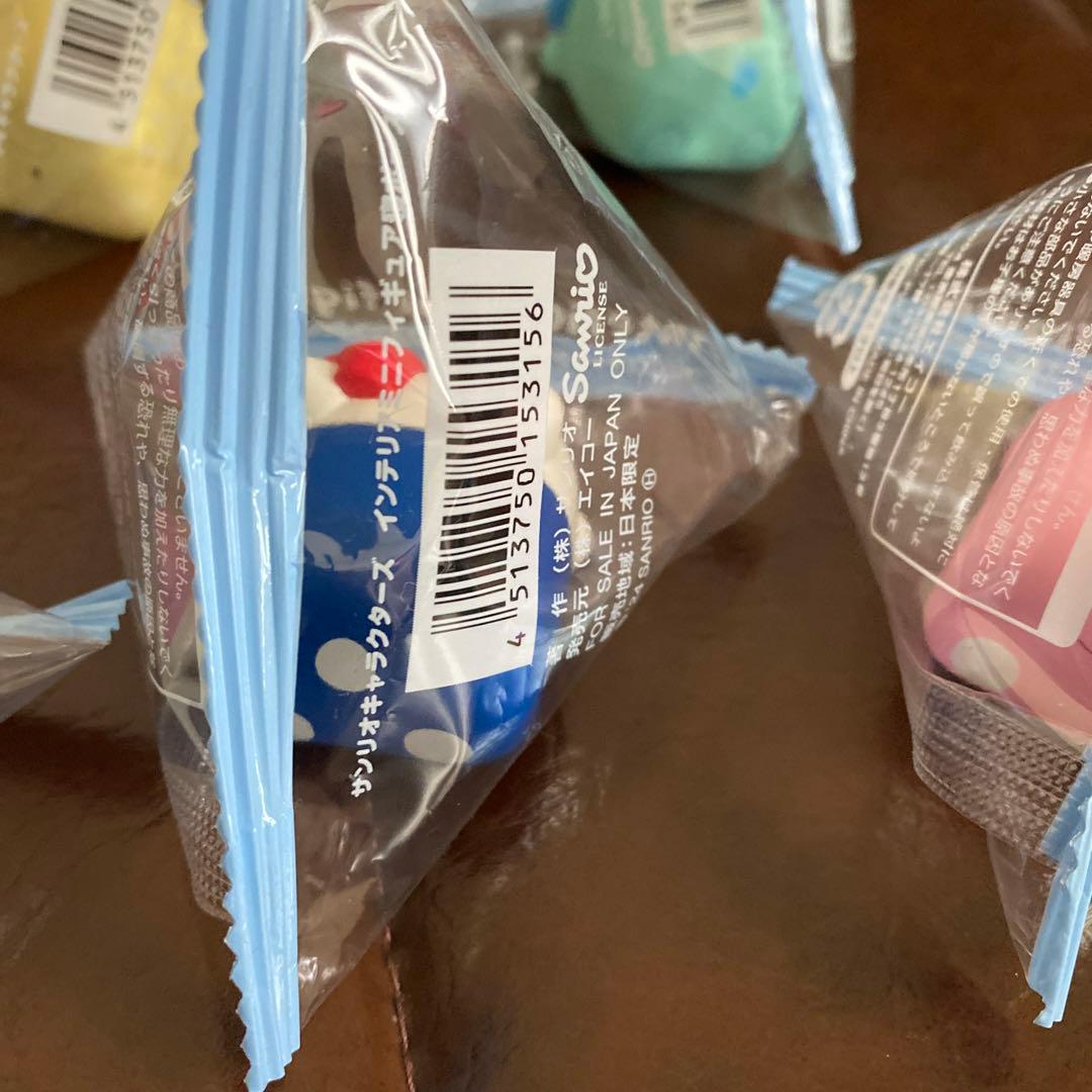 サンリオ フィギュア 100均 8種 - メルカリ