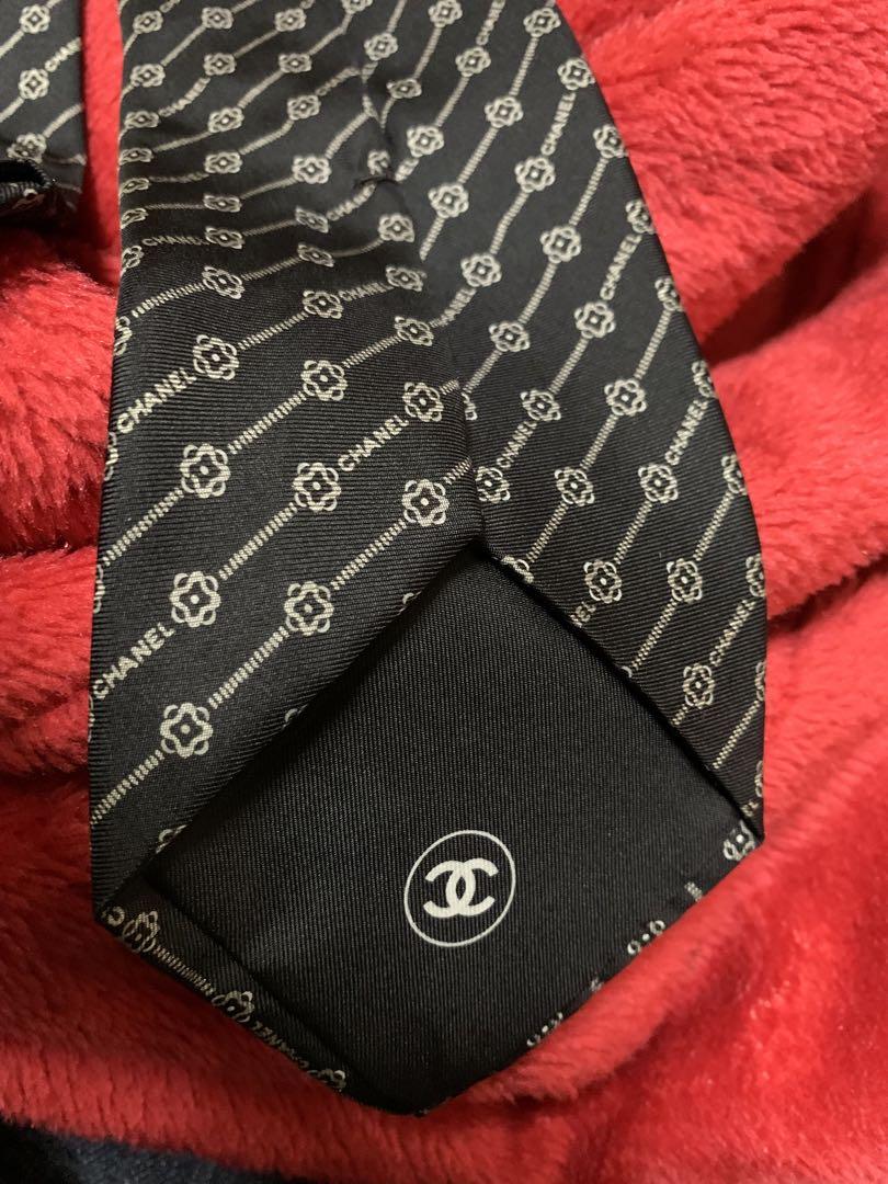 CHANEL シルクネクタイ ブラック。美品。