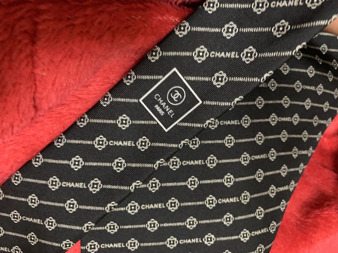 CHANEL シルクネクタイ ブラック。美品。
