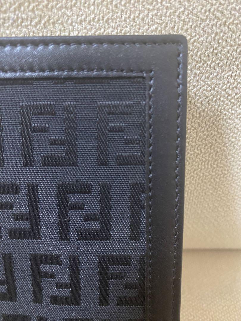 FENDI パスポートケース