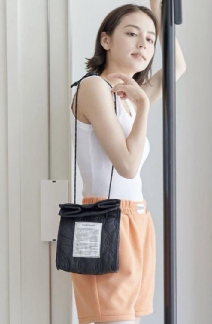 ⁂【新品】THEATREPRODUCTSシアタープロダクツスクエアショルダー黒