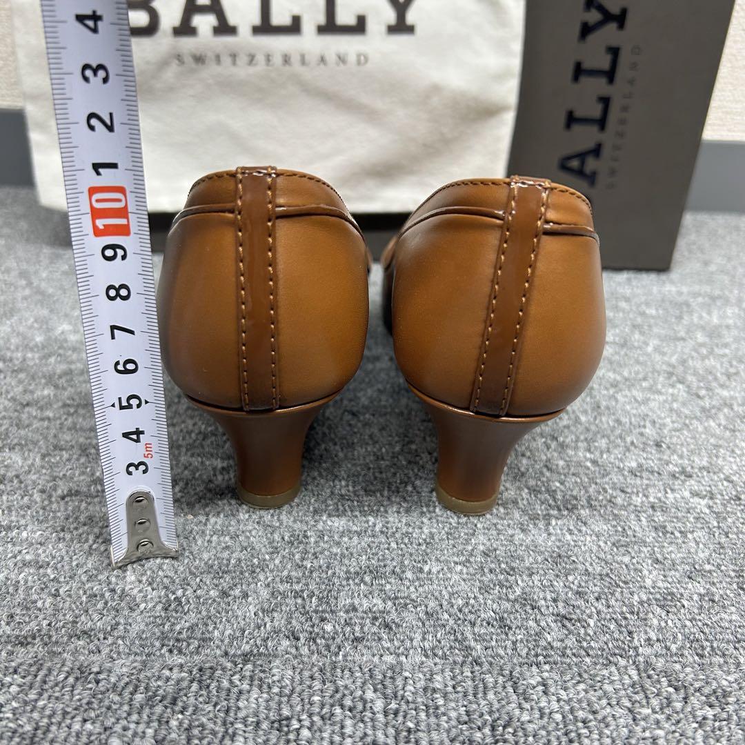 【★美品★セール！★送料無料】バリー レザー パンプス ブラウン24.5㎝ 美品❤️HIRIFU パンプス ブラウン レザー 23cmの通販 by むさし