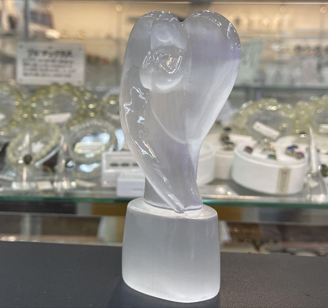 大きな！天然セレナイトエンジェル　セレナイト天使　透石膏の天使　彫り物　彫刻