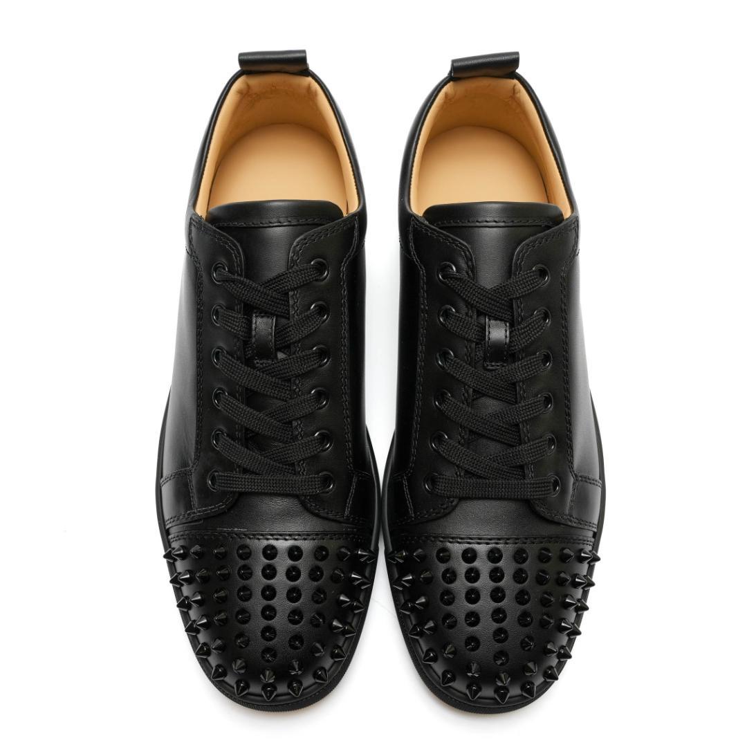 新品 クリスチャンルブタン Louis Junior Spikes