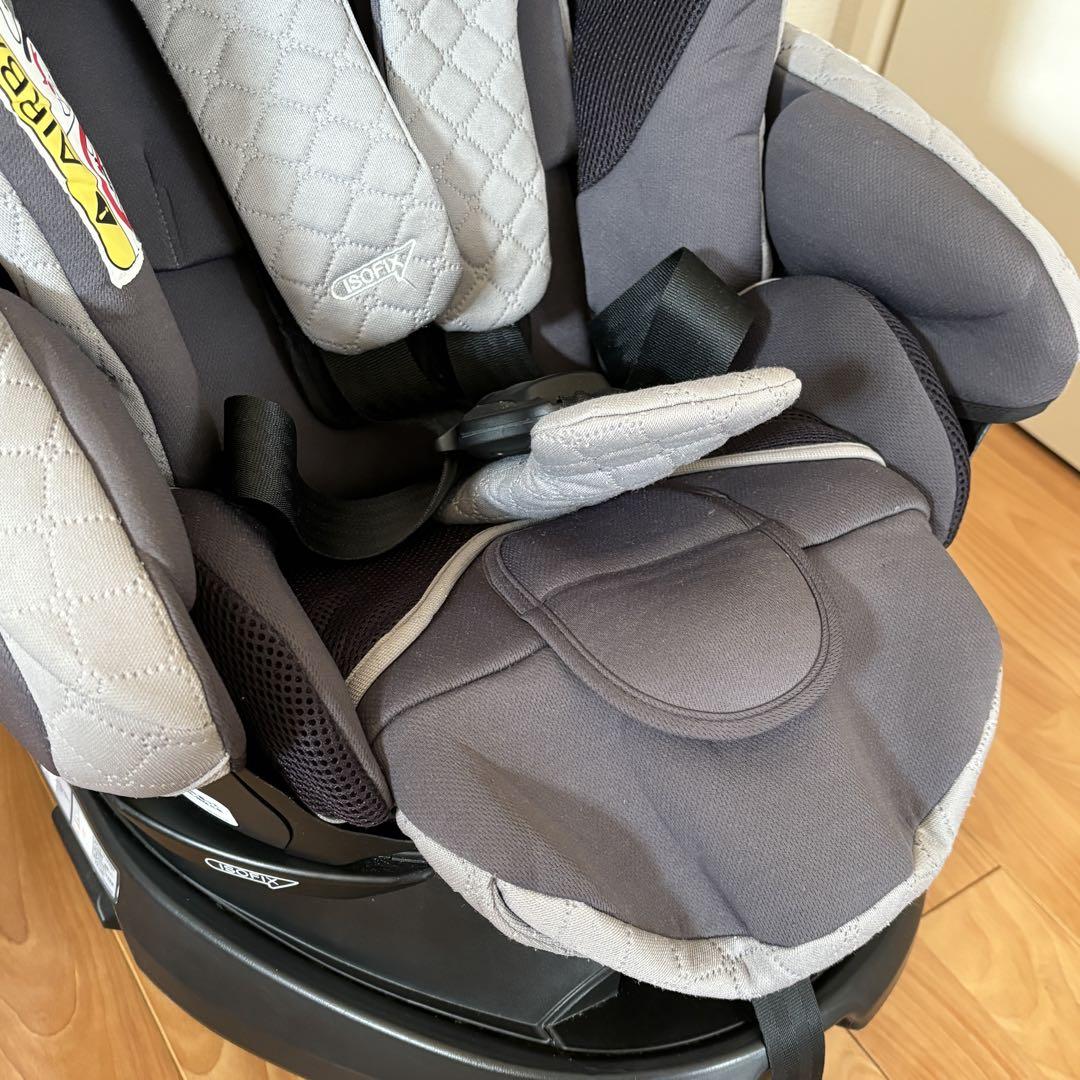 Aprica チャイルドシート フラディアグロウ　ISOFIX　新生児可