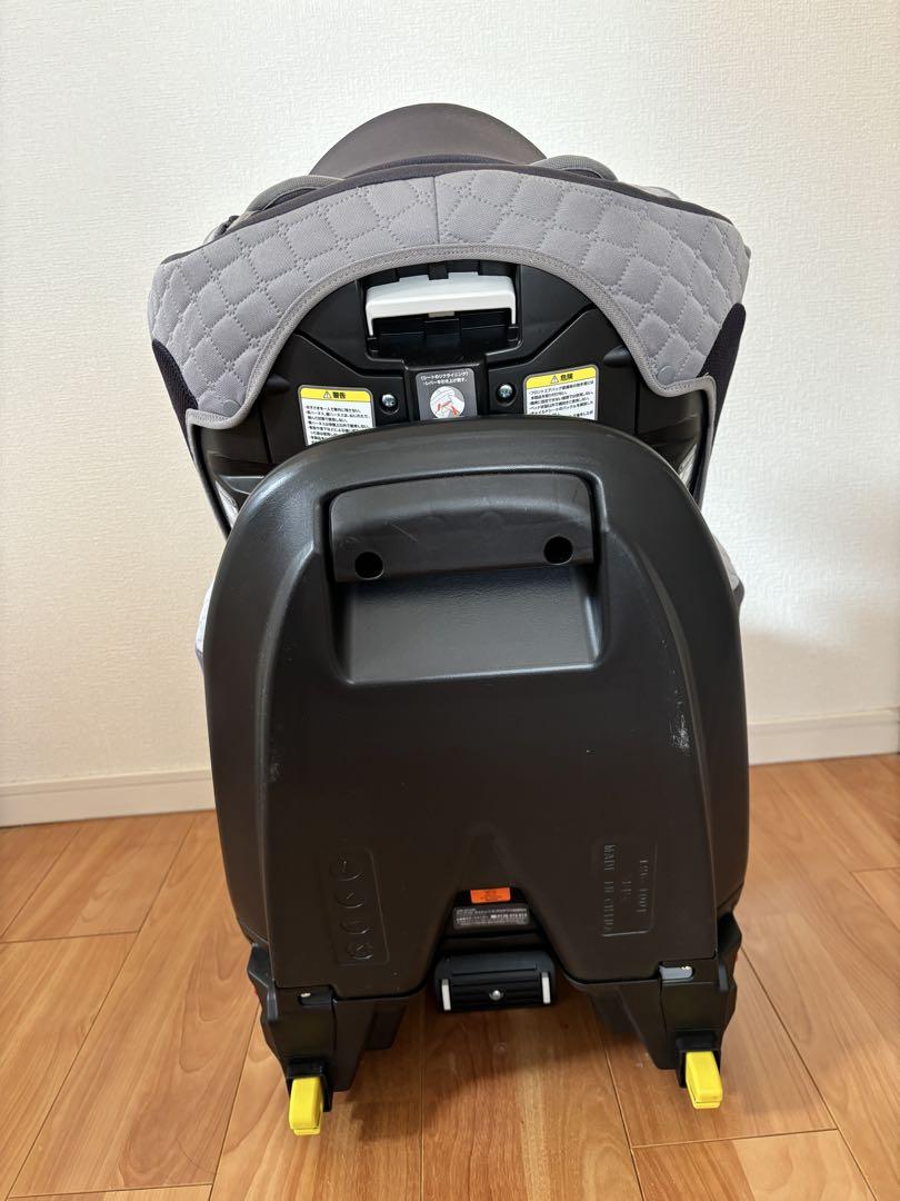 Aprica チャイルドシート フラディアグロウ　ISOFIX　新生児可