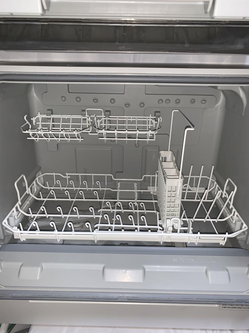 2023年製　パナソニック 電気食器洗い乾燥機 NP-TSK1-W