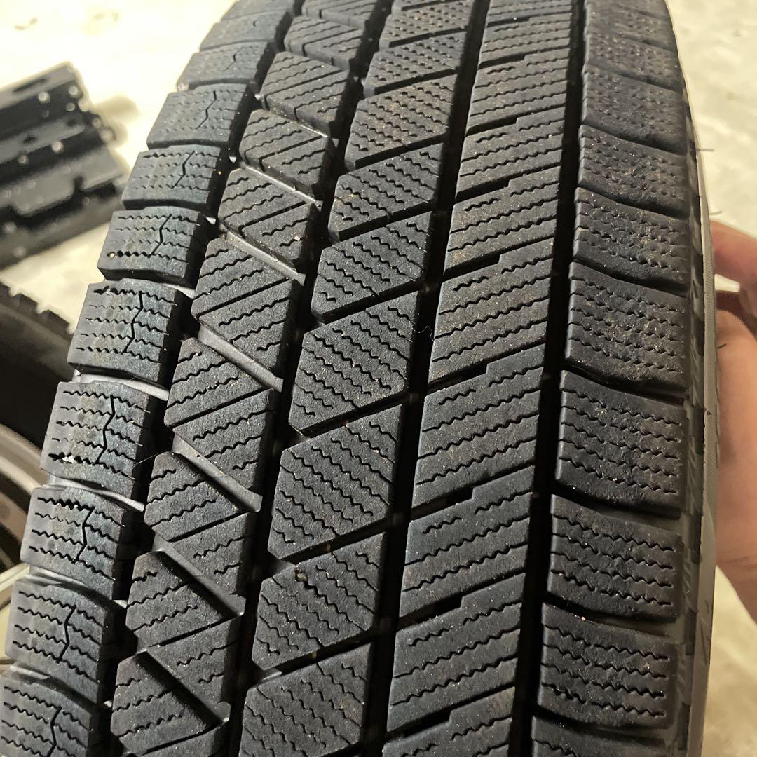 スタッドレスタイヤホイール185/70R14