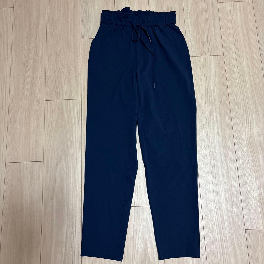 Lululemon ネイビー パンツ サイズ4