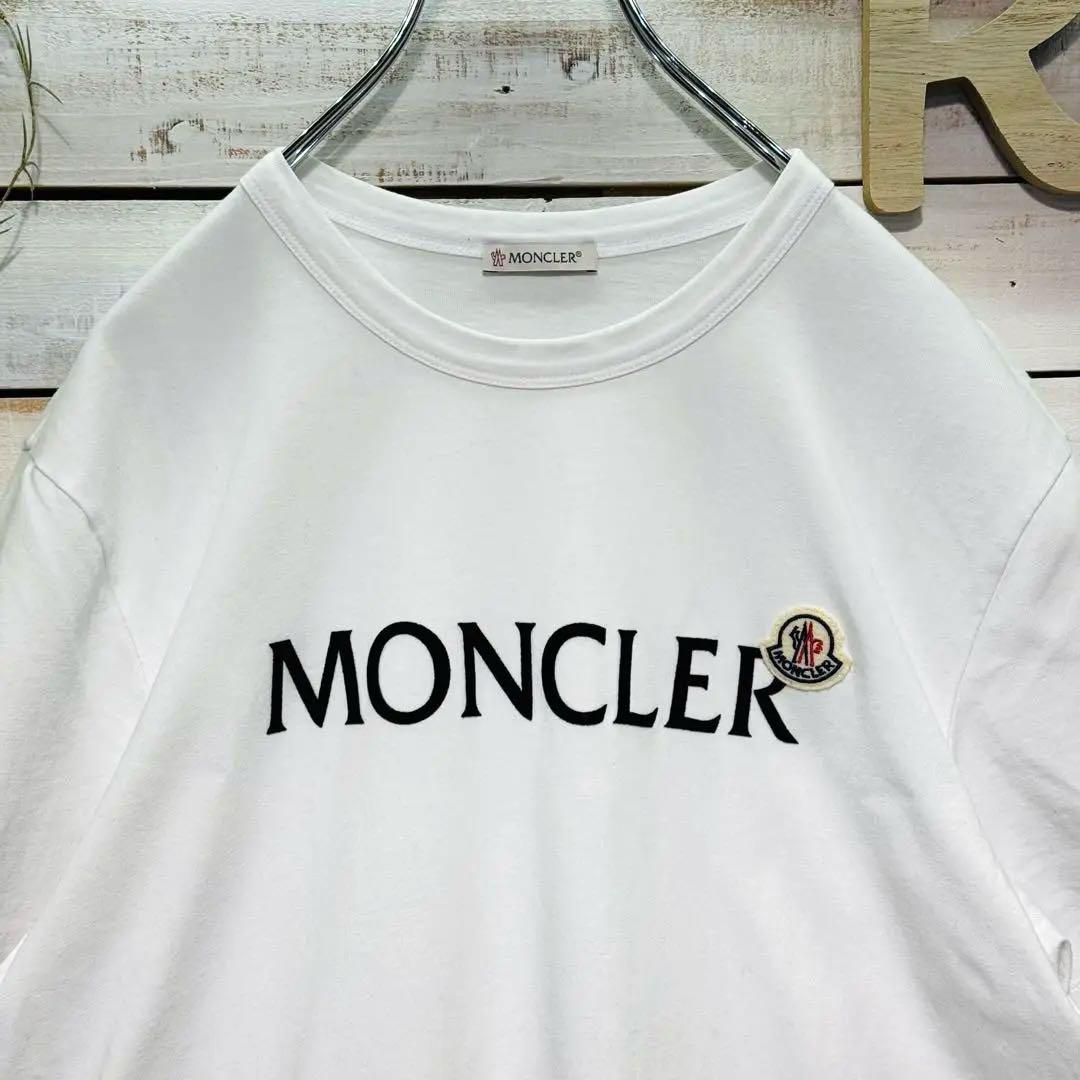 ゆみりん様　 モンクレール Tシャツ デカロゴ　デカワッペン　ホワイト　白 モンクレール ブランドロゴ Tシャツ ワッペン M 白 23ss