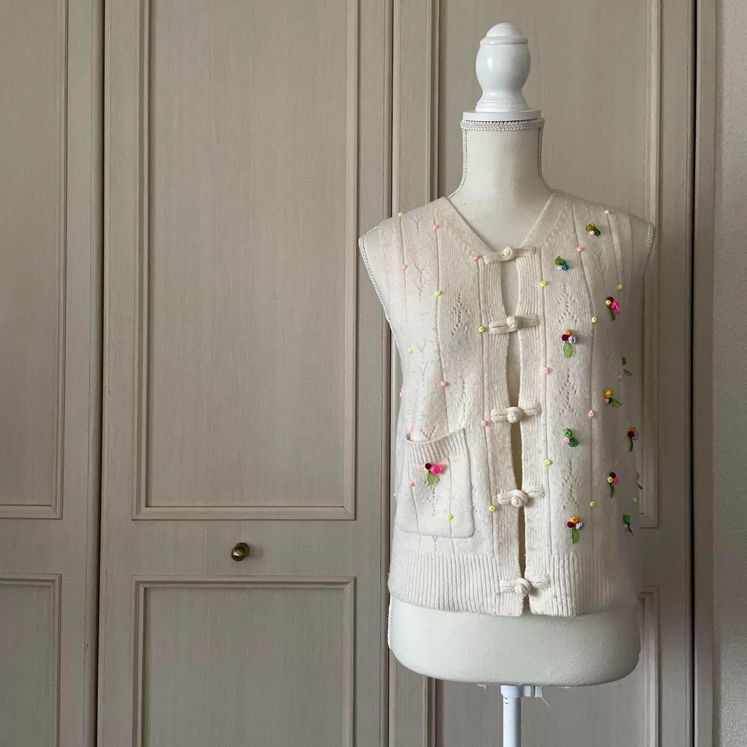 T ヤンヤン yanyan 花柄 総柄 刺繍 ジレ ベスト シャツ ニット