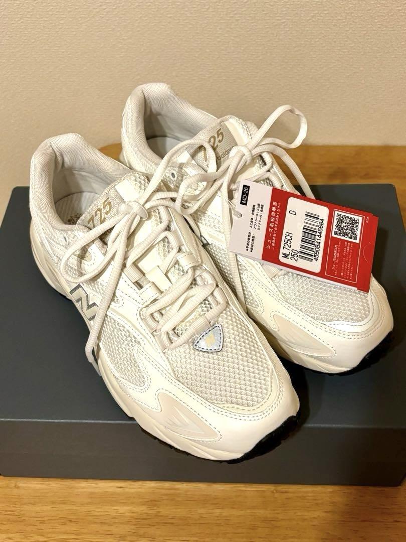 New Balance 725 ホワイト スニーカー 新品未使用