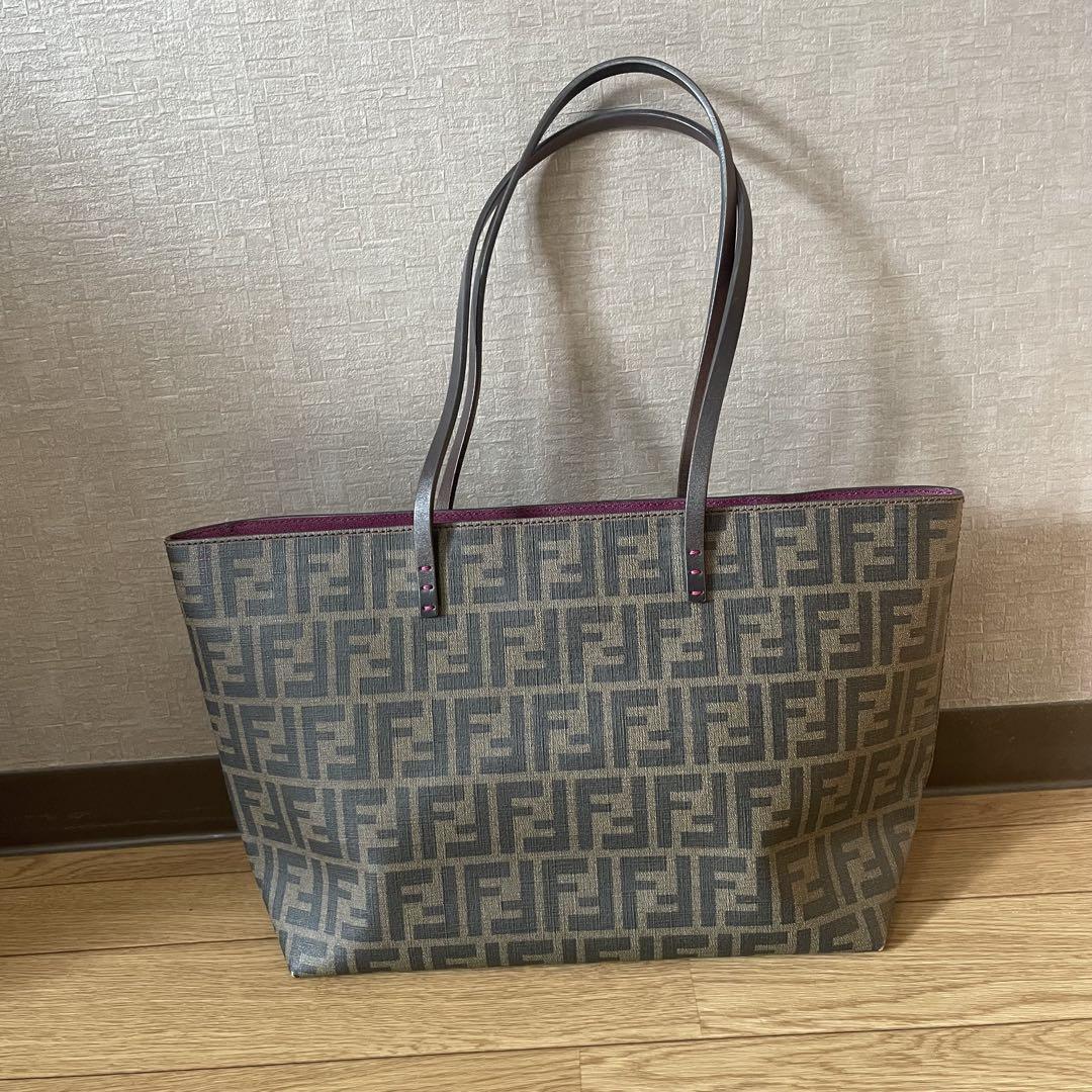 【ゆり様】フェンディ トートバッグ ズッカ 8BH198 ブラウン FENDI
