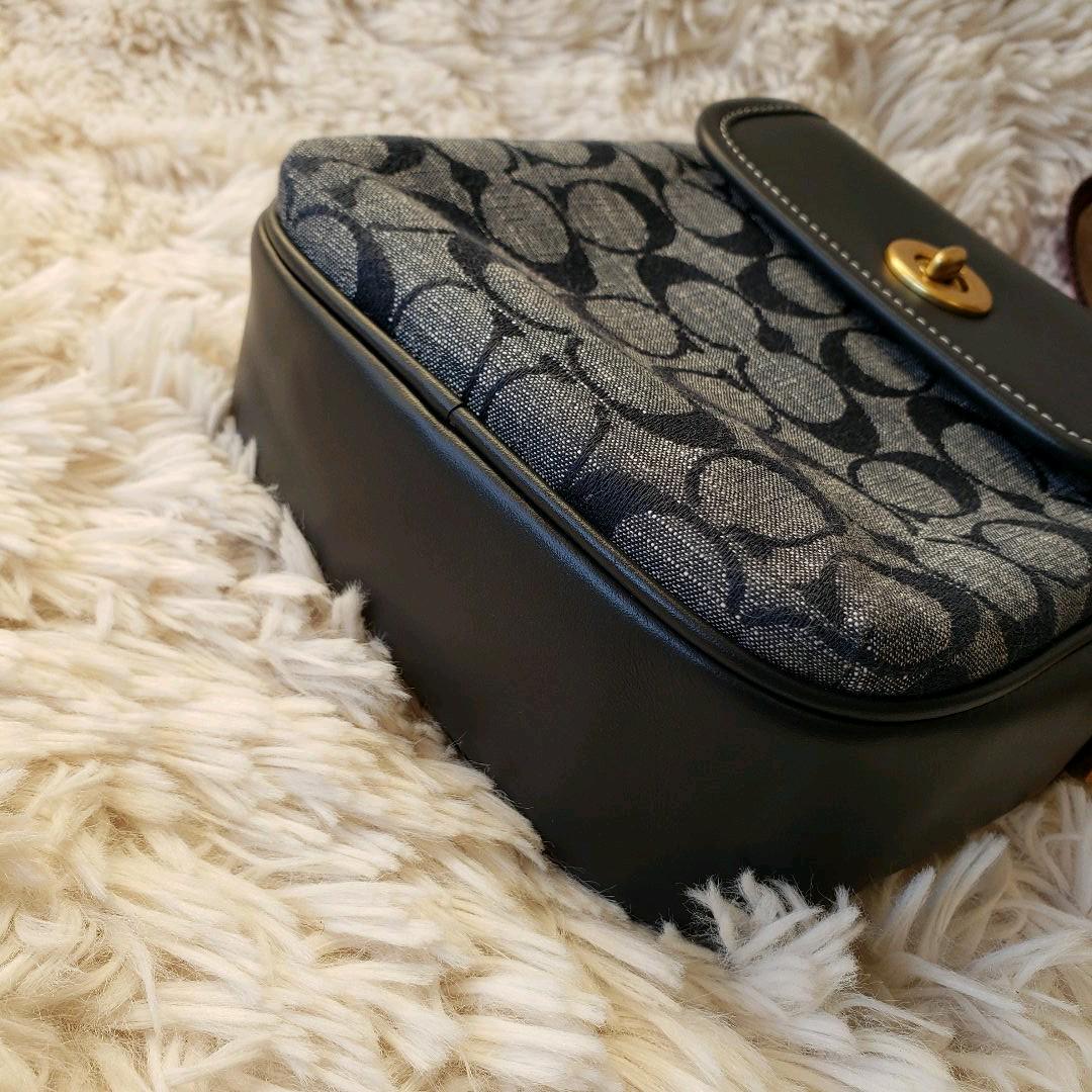 最新品定番 極美品 COACH ショルダーバッグ クロスボディ デニム ターンロック AzLt0-m33558350820 豊富な人気SALE