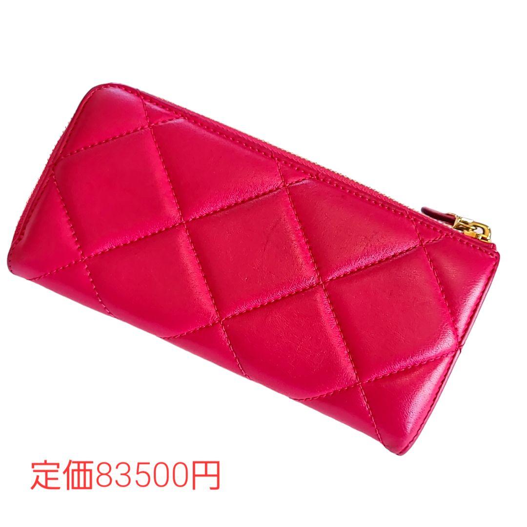 極美品　フェラガモ　長財布　レディース　ラウンドファスナー　マトラッセ　リボン