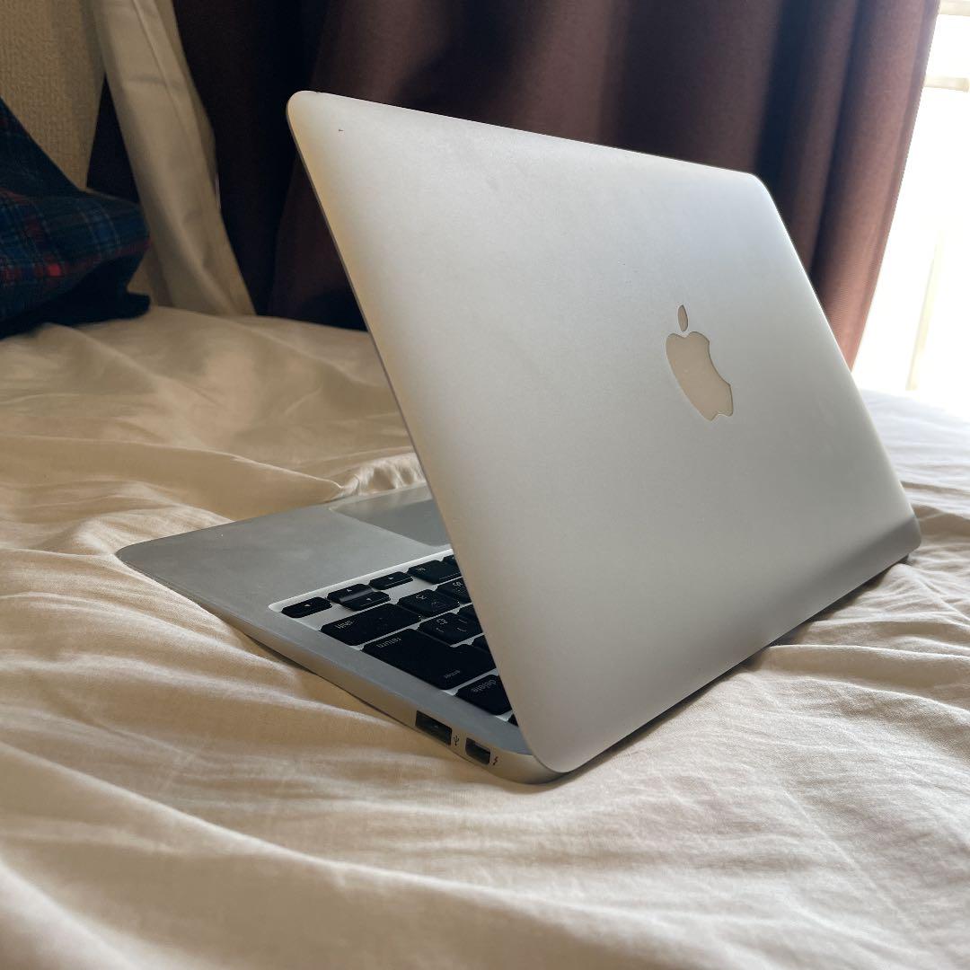 大幅値下MacBook Air (13-inch, 2011)