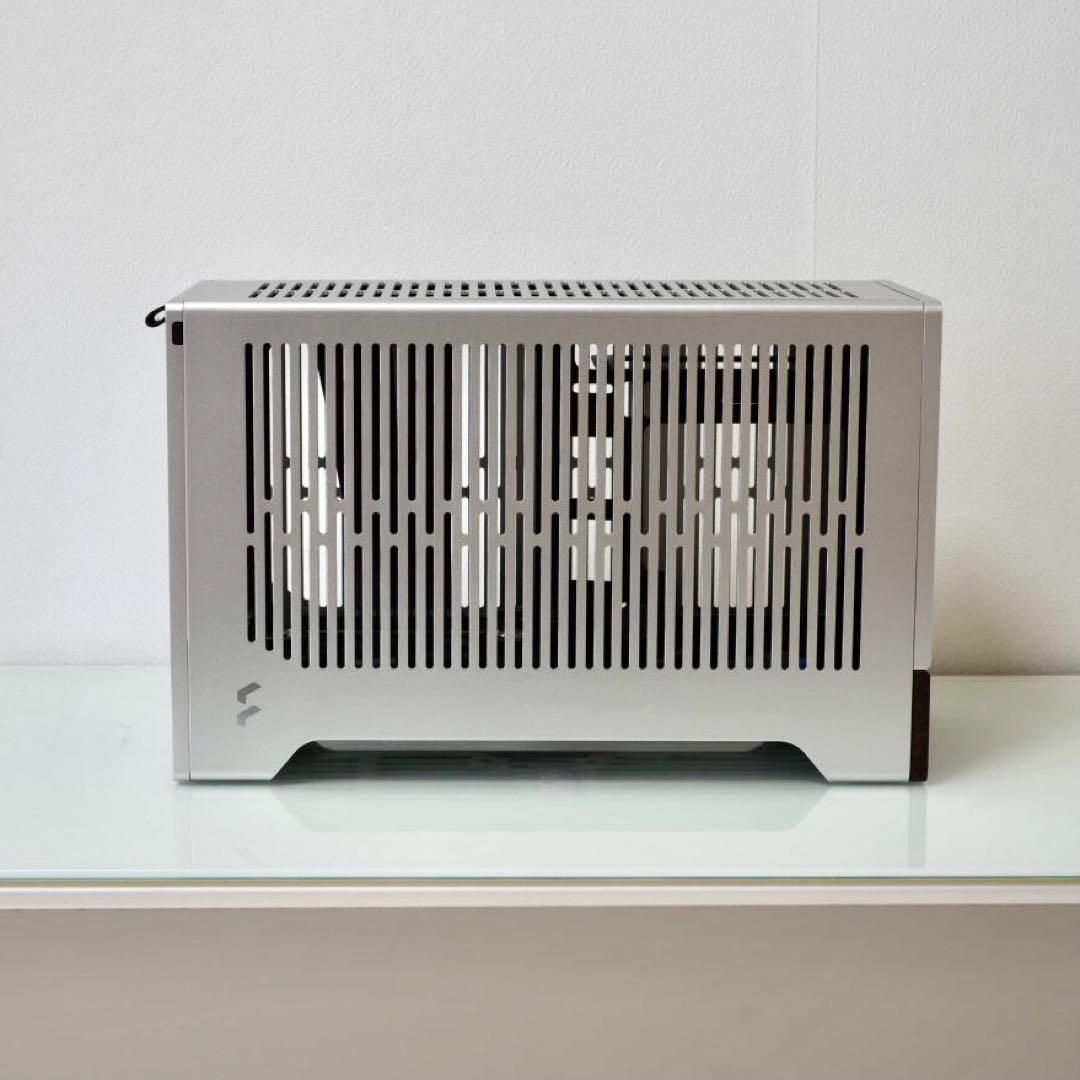 【Fractal Design】Terra Silver