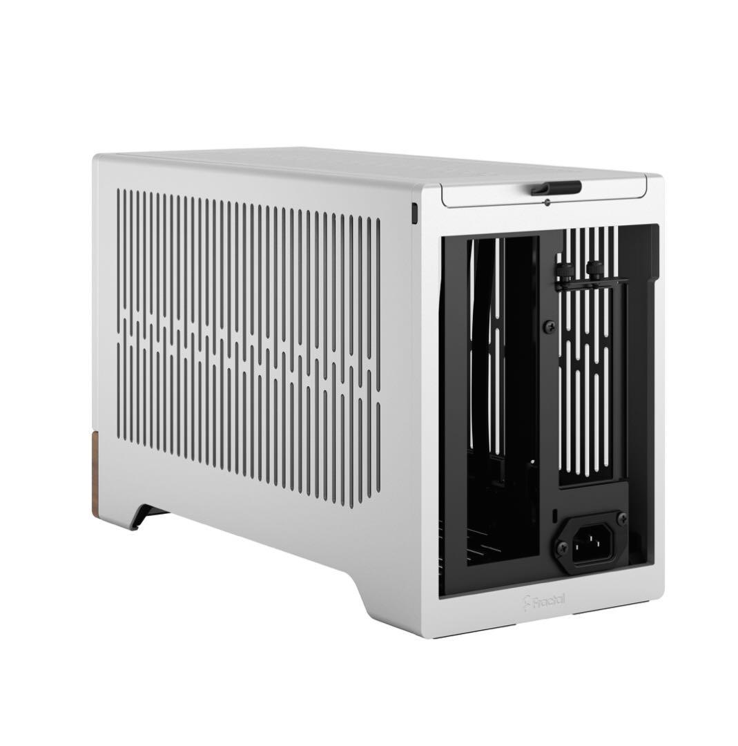 【Fractal Design】Terra Silver