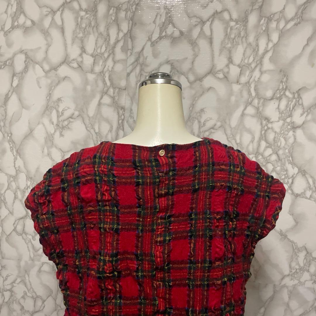 美品 人気アイテム☆ 快晴堂 タータンチェック ワンピース 特殊加工生地 日本製 美品 人気アイテム☆ 快晴堂 タータンチェック ワンピース 特殊加工生地 日本製