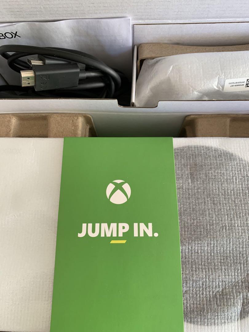 Xbox Series S + 充電式バッテリー