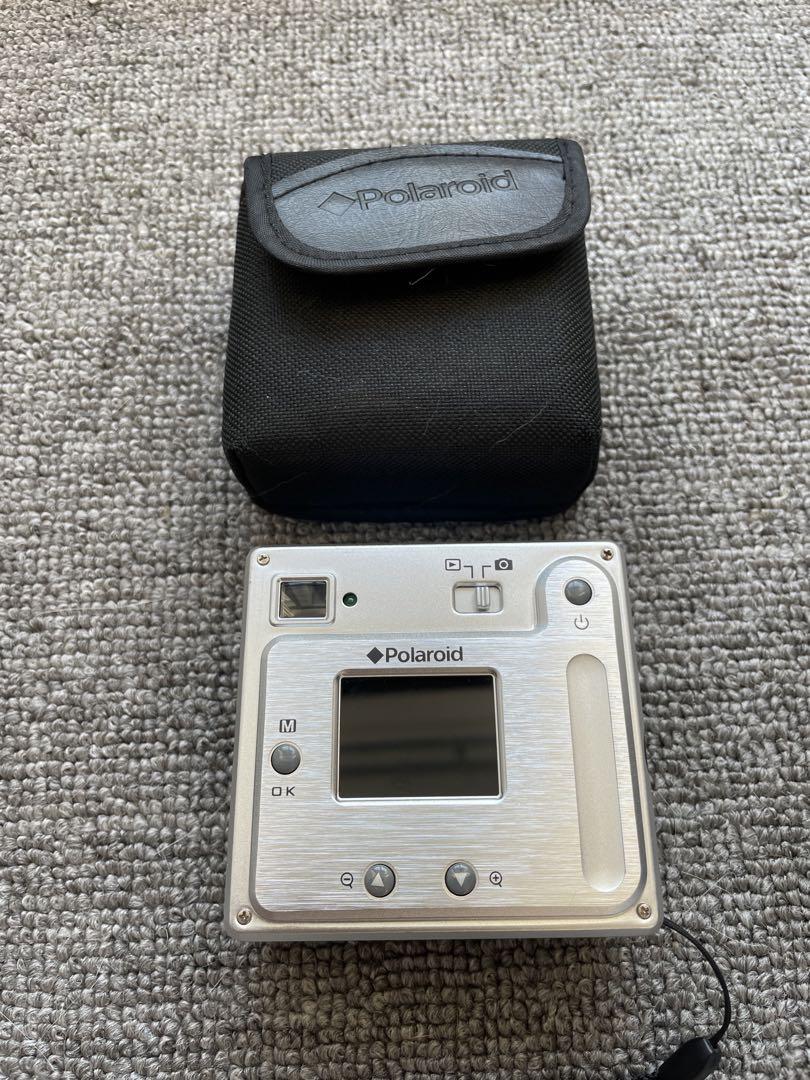 Polaroid PDC-3070デジタルカメラ ケース付き