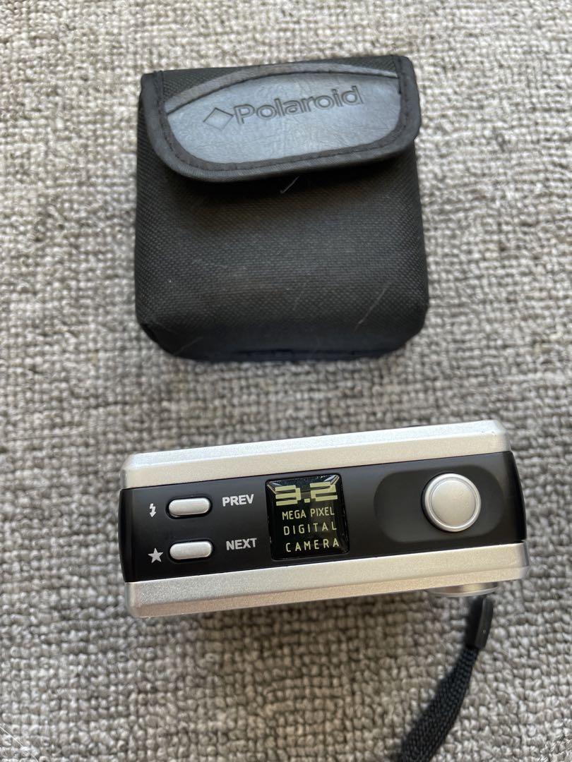 Polaroid PDC-3070デジタルカメラ ケース付き