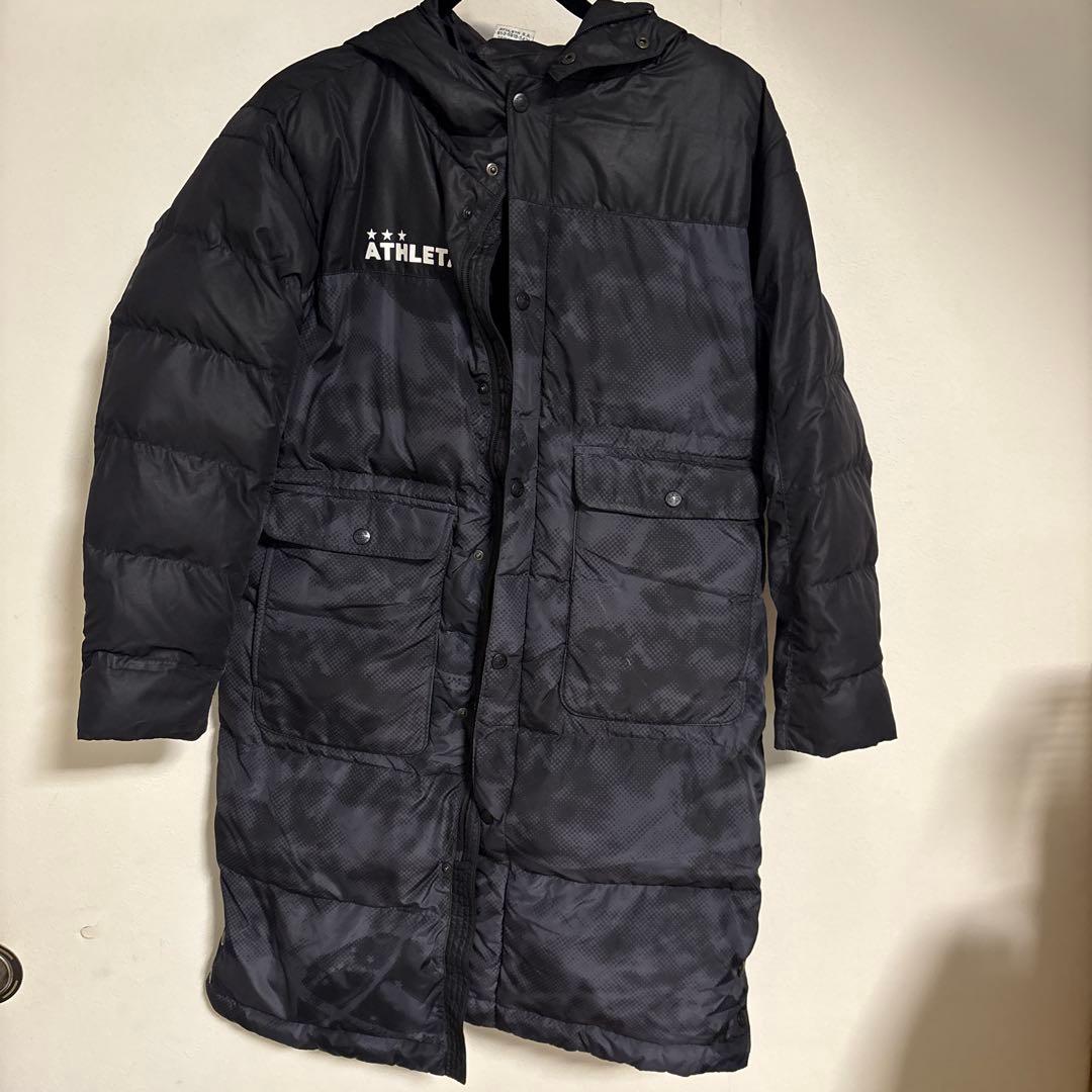 ⭐︎値下げ⭐︎ATHLETA フード付き ブラック ベンチコート　ジュニア160cm