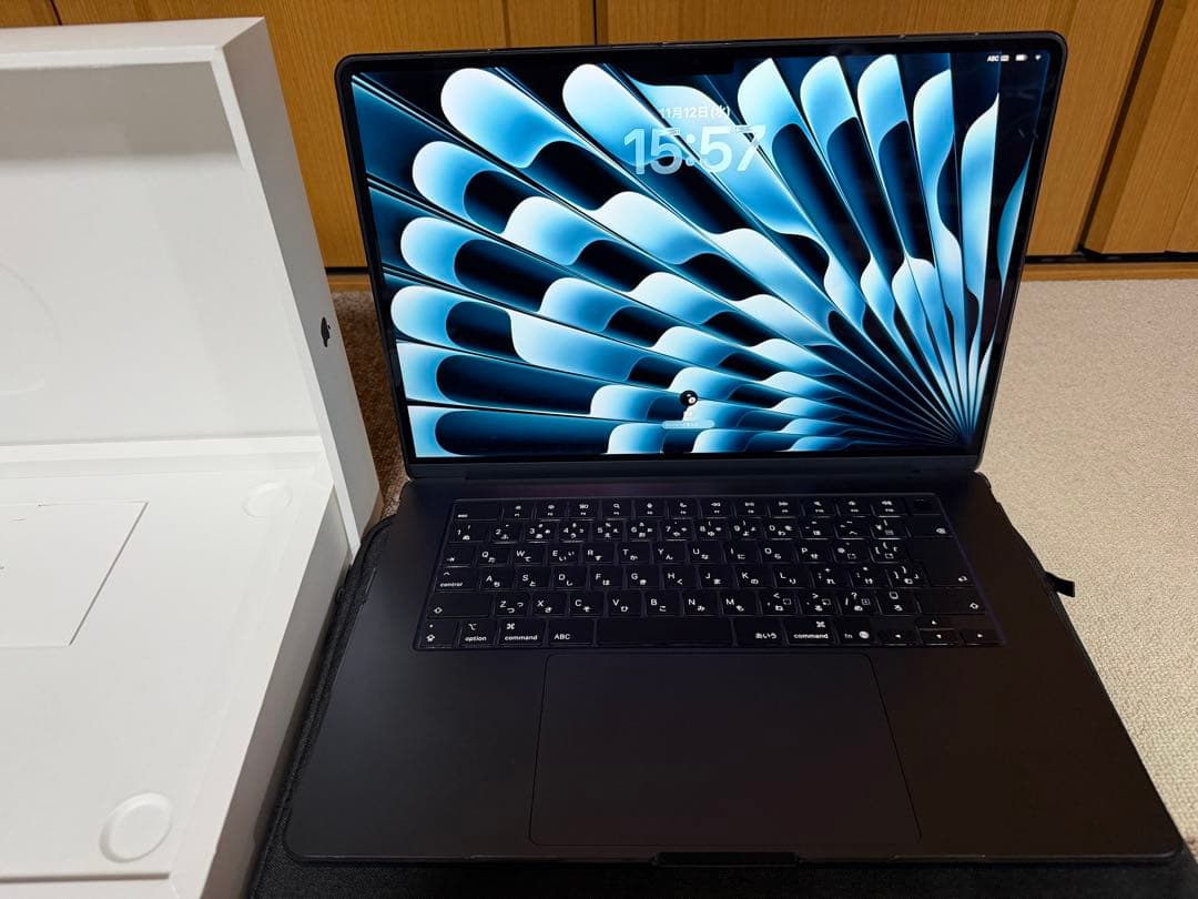 MacBookAir 15インチ ミッドナイトM4 16GB 256GBApple